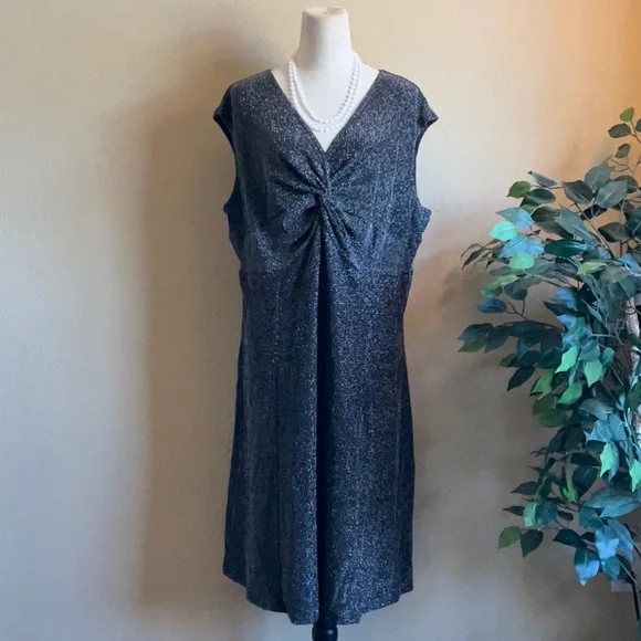 Tiana B - Black Metallic Glitter V-neck Sleeveless Dress, 22W - Picture 2 of 10